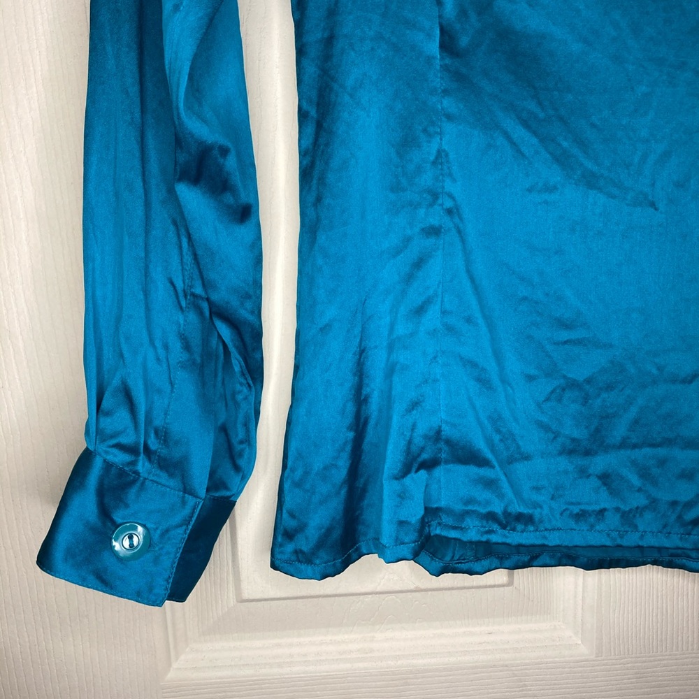 Turquoise silk button down - Picture 4 of 6